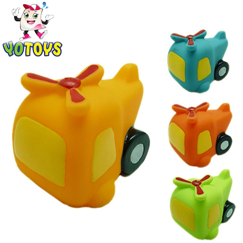 Eco Friendly toy boats for toddlers Plastic floating toy boats Spray Water Bath Toys for Kids