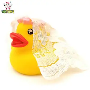 Promotional Pvc Rubber Duck Shower Toys Bride Groom Duck for Wedding Favors Bridal Party Gifts Set