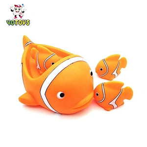 Promotional China PVC Plastic Toy Set rubber Duck crocodile toy animal floating bath toy set for kids