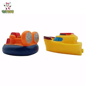 Hot selling boat custom design plastic toy pvc bath ship squirting water spray bath toy set for kids