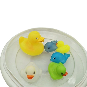 CE Sea Animal Fish Frog Whale Temperature Testing Hot Water Changing Color Rubber Bath Duck for Kids