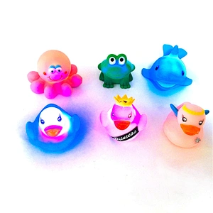 Mother Duck Baby Ducky Family Rubber Plastic Animal Pvc Duck Led Light-up Toys Set for Bathing Kids