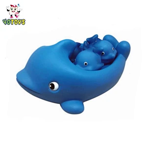Eco-friendly Plastic Blue Shark Family Bath Boat Toys Set