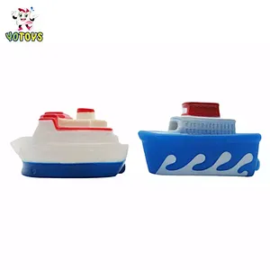 Hot selling boat custom design plastic toy pvc bath ship squirting water spray bath toy set for kids