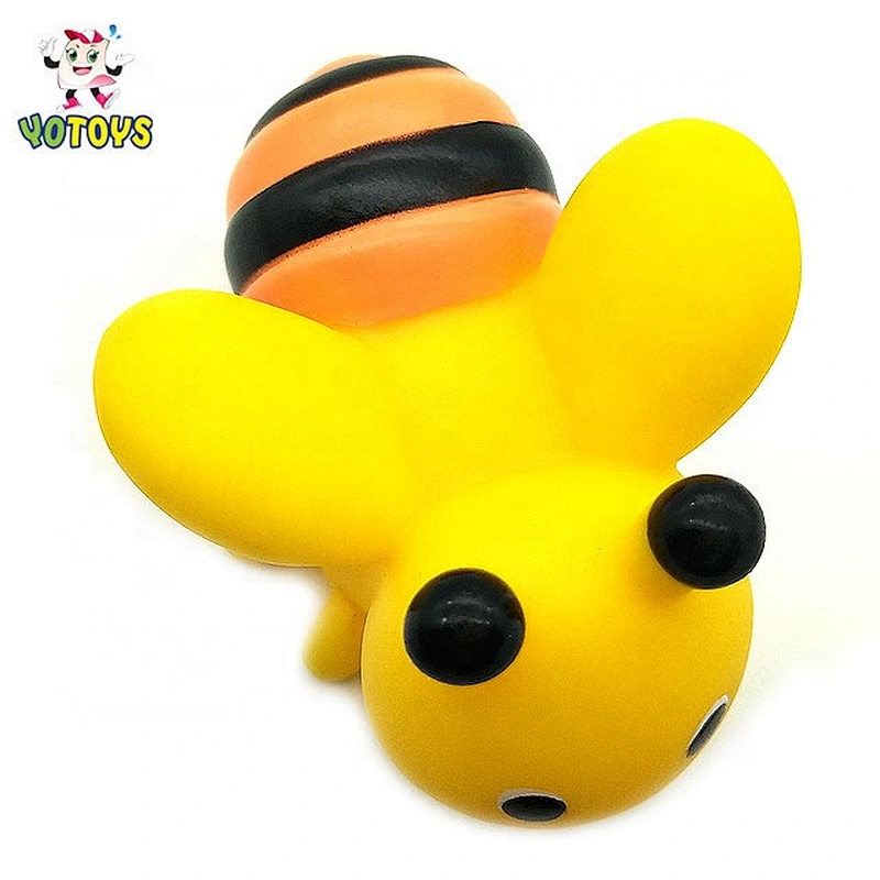 Custom Plastic Rubber Mini Yellow Honeybee Floating Baby Fountain Bath Bathroom Toys for Toddlers