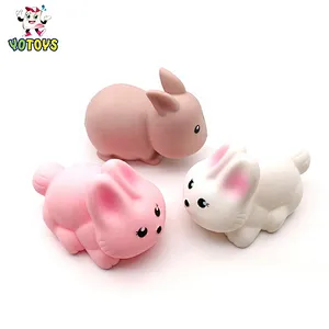 High quality BSCI factory audit cute squeaky bunny soft toy rabbit water squirter baby bath toy