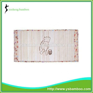 Environmental white bear pattern bamboo mats