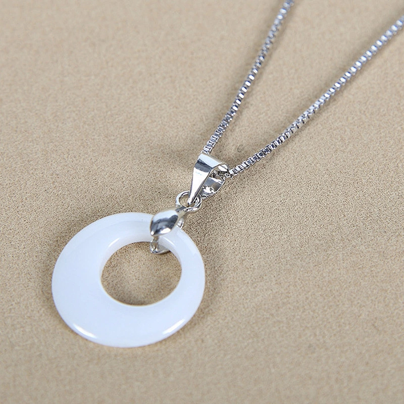 2019 Fashion jewelry black and white ceramic pendant necklace