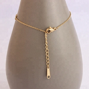 Wholesale Adjustable Gold Plated Charm Bracelet for Women
