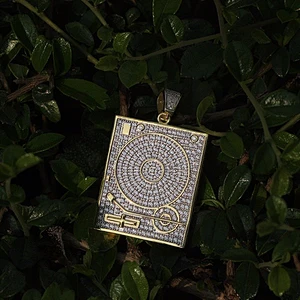 Miss jewelry custom saudi white gold jewelry pendants designs men, white gold pendant set designs