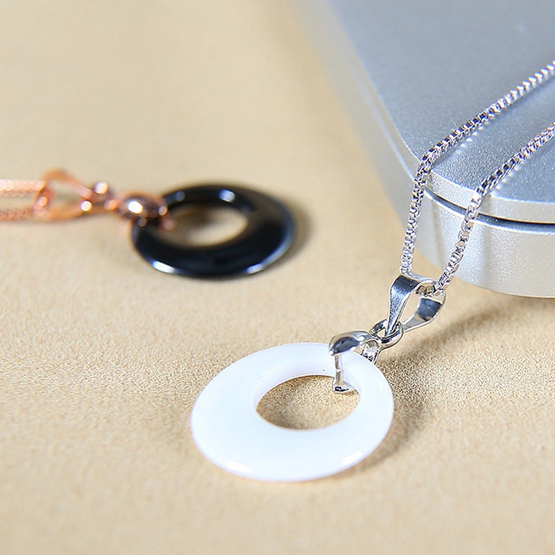 2019 Fashion jewelry black and white ceramic pendant necklace