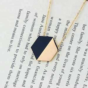 Miss Jewelry Wholesale Jewelry Cheap Miami Hexagonal Tiny Initial Disc Pendant Necklace