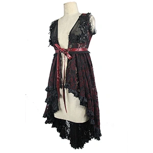 S a lolita T-shirt with front, middle and bright leather lace-up