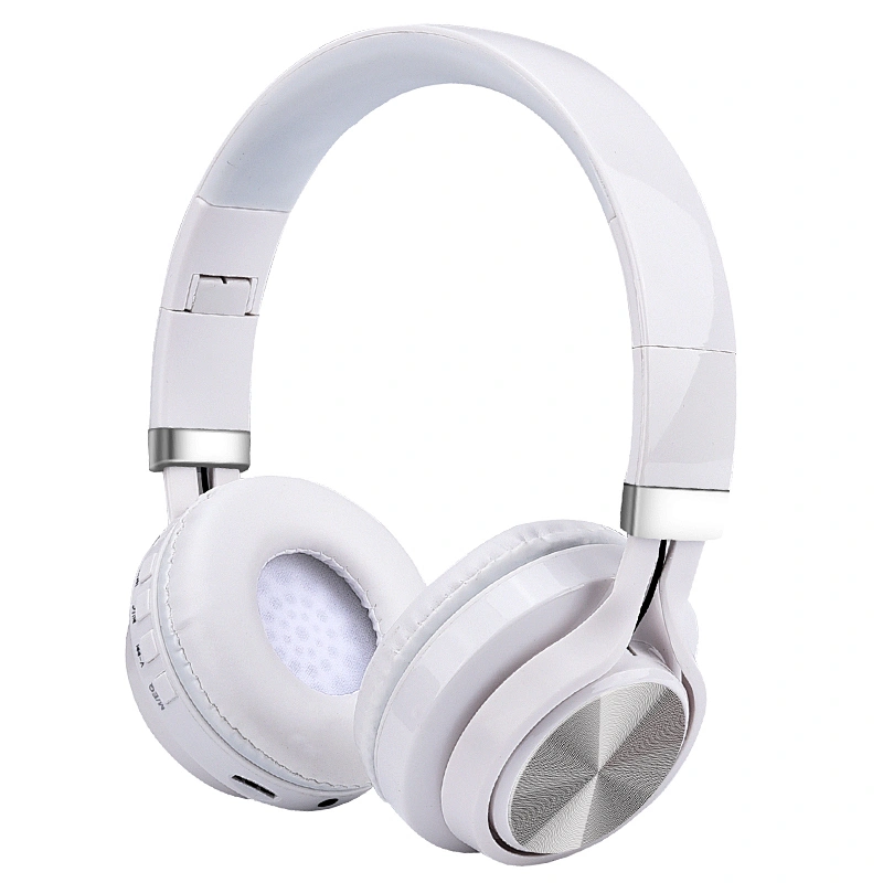 Popular Bluetooth 5.0 Foldable Subwoofer Stereo Sports TF Card Wireless Bluetooth Headset with Micrcophone