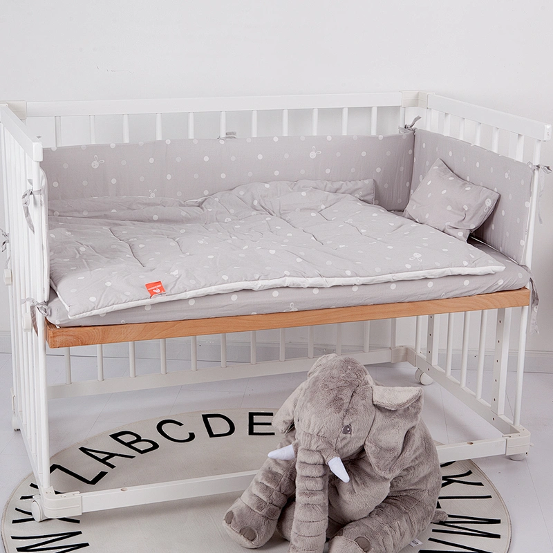 HOUSBAY Reactive Printed 100% Cotton 4pcs Baby Bedding Set Cartoon Comforter Set with Bed Sheet Crib Bumpers