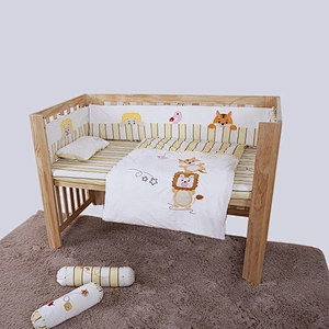 Housbay high quality King of the forest pattern 5pcs baby crib bedding set soft fabric reactive printed comforter set