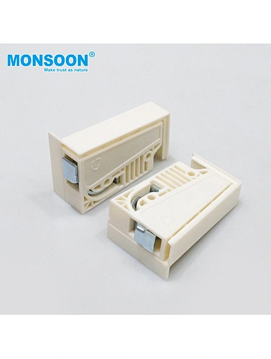 wall cabinet hanger system
