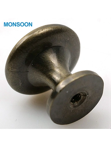 vintage knobs and pulls