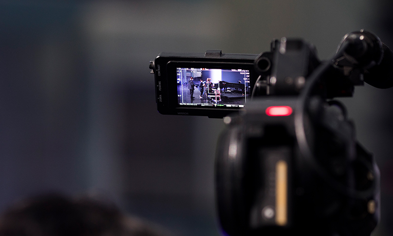 Picture/video shooting