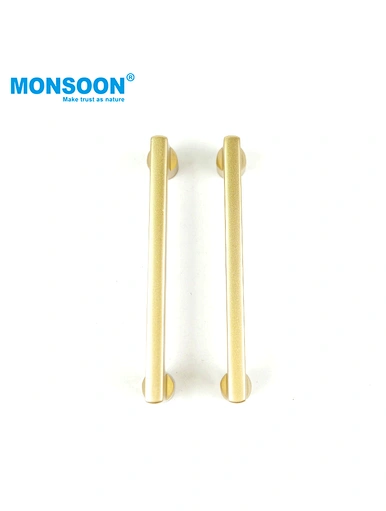 kitchen cabinets knobs and pulls