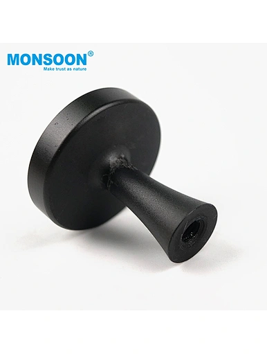 knobs and pulls for cabinets