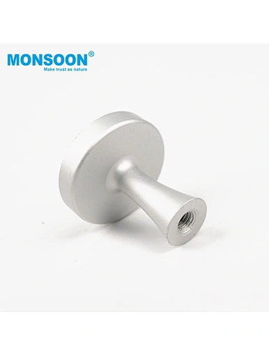 knobs and pulls for cabinets