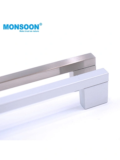 glass knobs and pulls