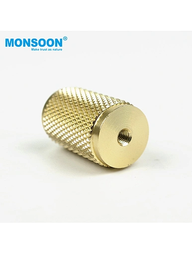 knobs pulls