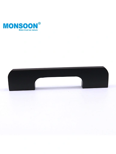 black pull knobs