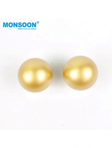 gold pulls and knobs