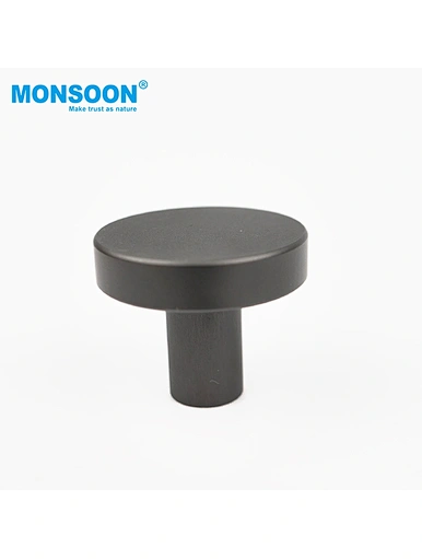 kitchen pulls and knobs
