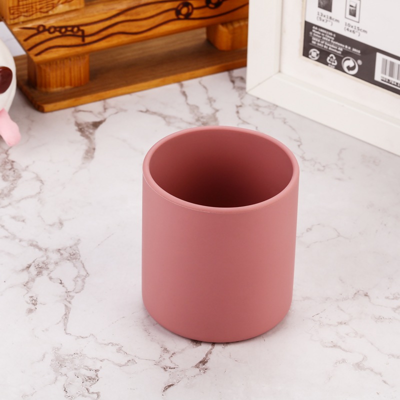 New Arrival 100% Food Grade Silicone Body Comfortable Cup Soft Cups For Baby Creative Children Cup Without Lid