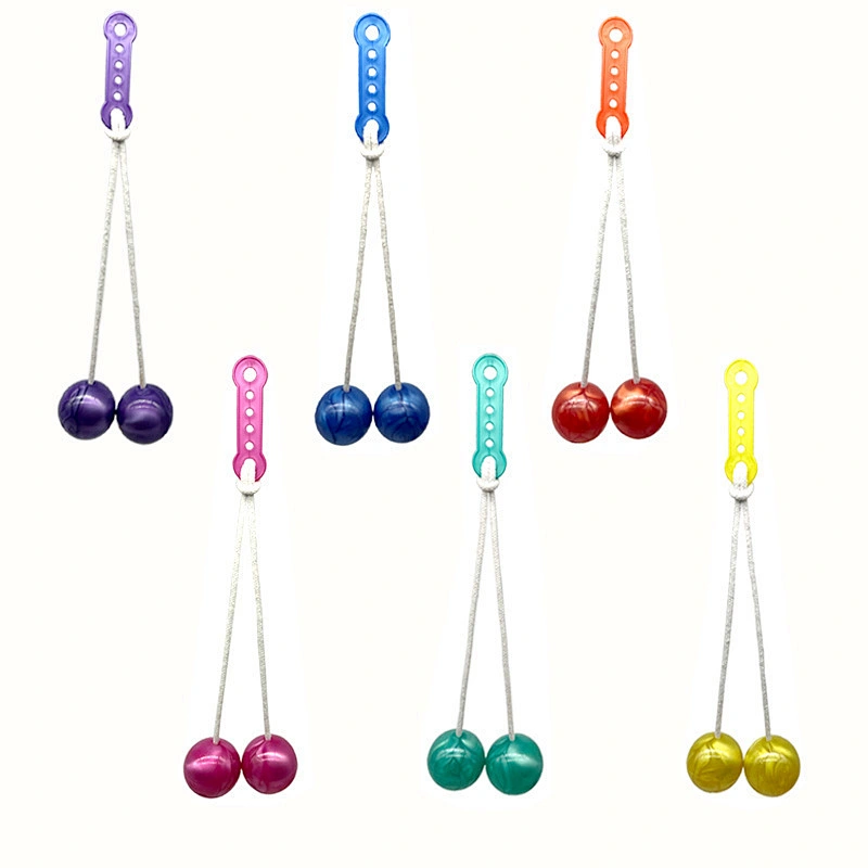Plastic sound Noise Maker pro-clackers ball