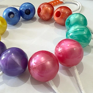 Plastic sound Noise Maker pro-clackers ball