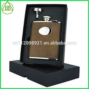 eco-friendly brown PU leather whisky stainless steel hip flask sets