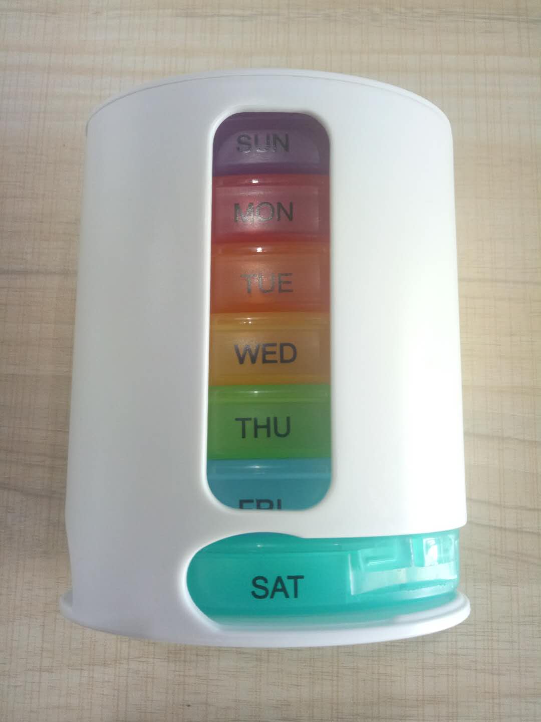 pill organizer