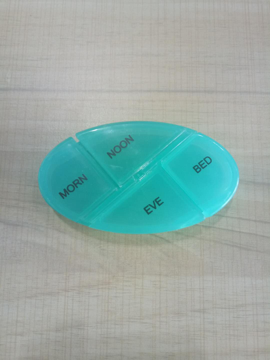 pill organizer