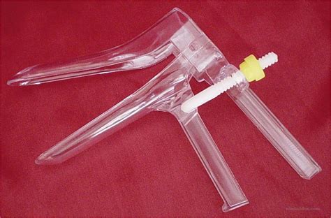 plastic speculum vaginal .jpg
