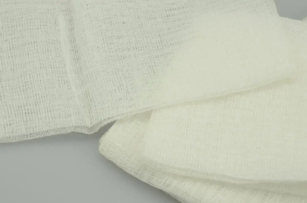 sterile gauze swabs