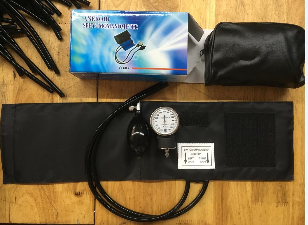 aneroid sphygmomanometer