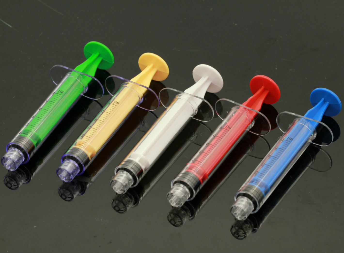 Polycarbonate Material syringe