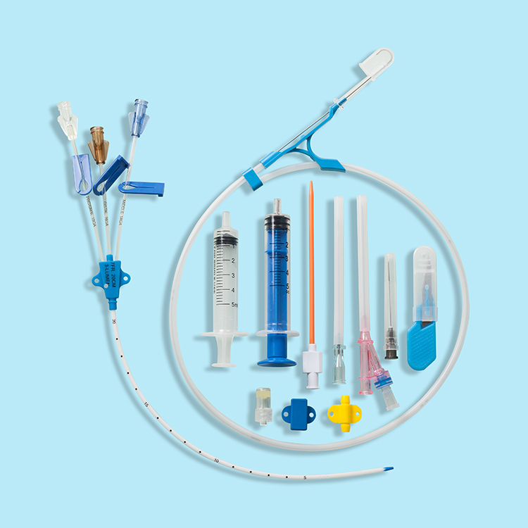 Triple-lumen central venous catheter.JPG