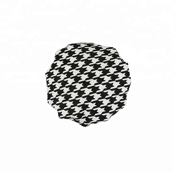 blank houndstooth ice bag.JPG