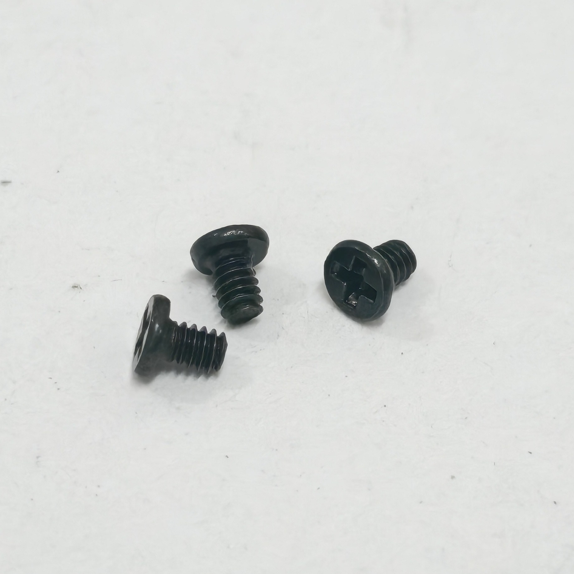 Wholesale 10000pcs/Bag M1.4x2mm Flat Head Screws for Laptop Original