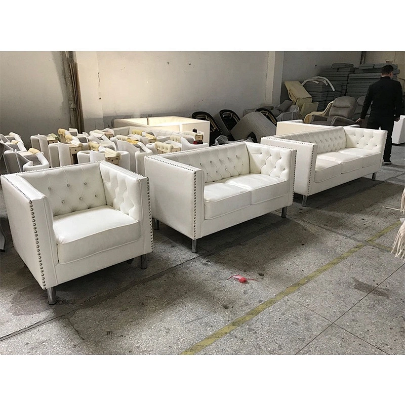 2019 New Product Living Room Pull Buckle Sofa Modern Velvet Fabric Sturdy Leg Sofa