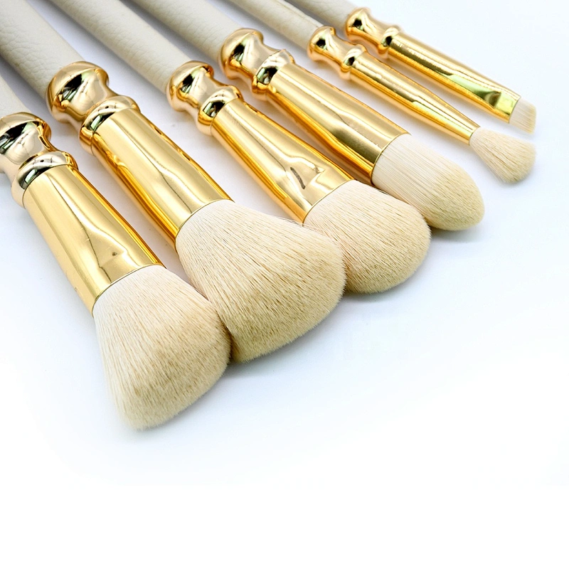 Factory Price Popular 12Pcs Unique White Handle with Brown Bullet End Brochas Maquillaje Logo Blending