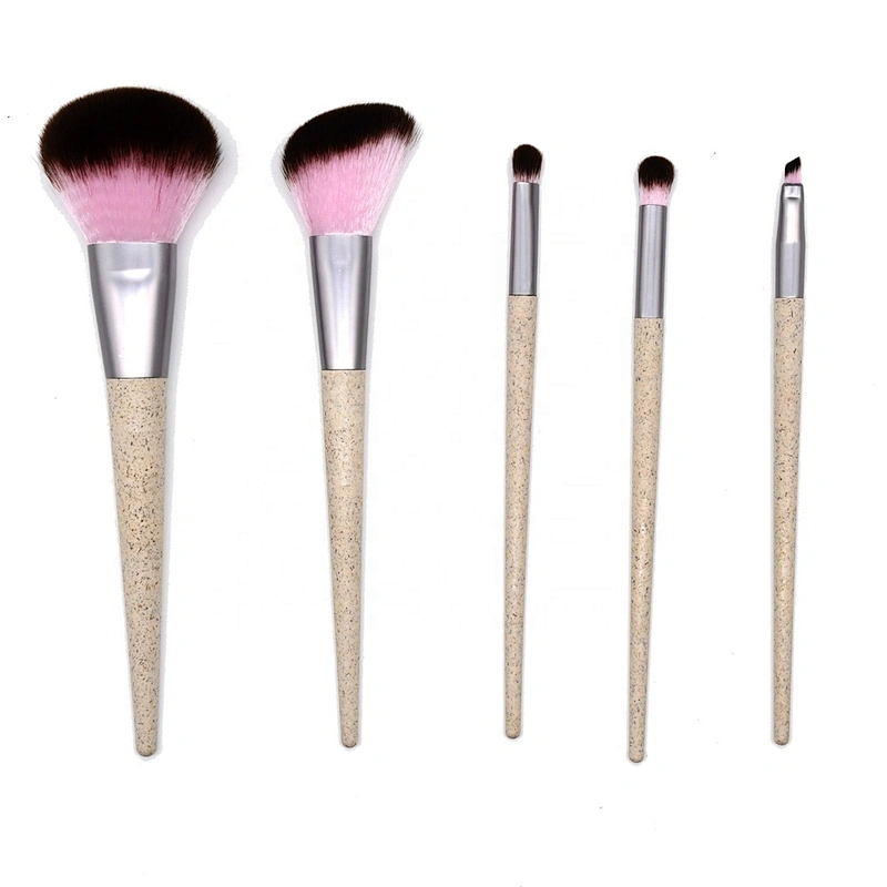Set de 5 Brochas de Maquillaje, ECOLOGICAS, Hechas de TE VERDE, Cruelty FREE. Producto Nuevo.