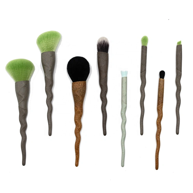 Face Use and Wood Handle Material gray squirrel hair eco-friendly makeup brush