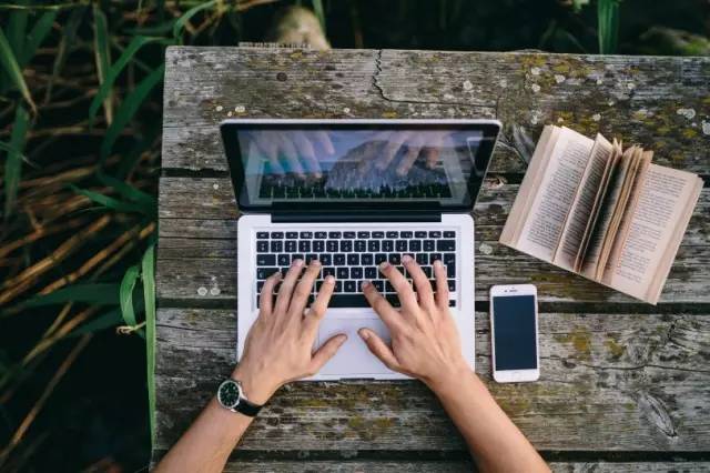 The key To Writing Cold Mail To Land A Business Meeting