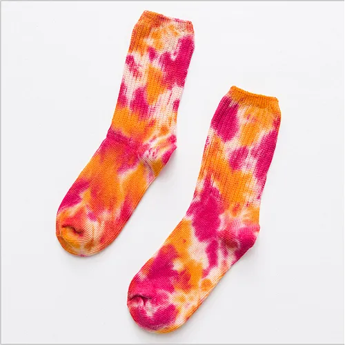 China Factory New Style Cozy Tie Dye Women Socks